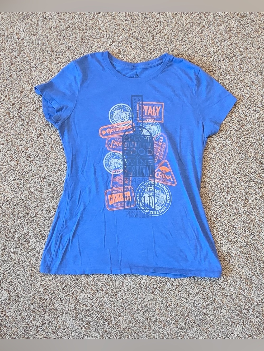Women’s Size Small Disney T-Shirt Royal Blue